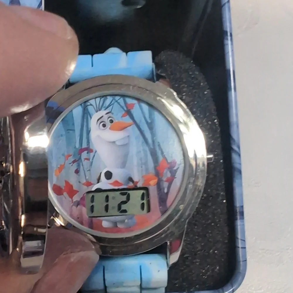 Disney Frozen II Spinner Watch With Digital Display - Elsa & Anna